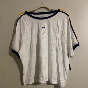 Plus size whit short shirt